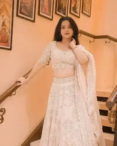 Escort Naihati